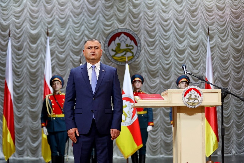 10. Торжественная церемония вступления в должность Президента Республики Южная Осетия Алана Гаглоева