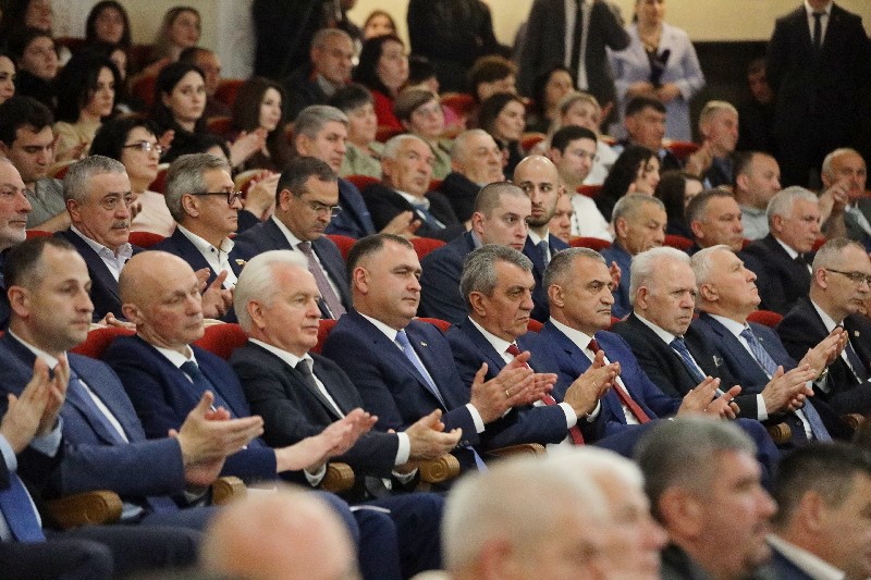 24. Торжественная церемония вступления в должность Президента Республики Южная Осетия Алана Гаглоева
