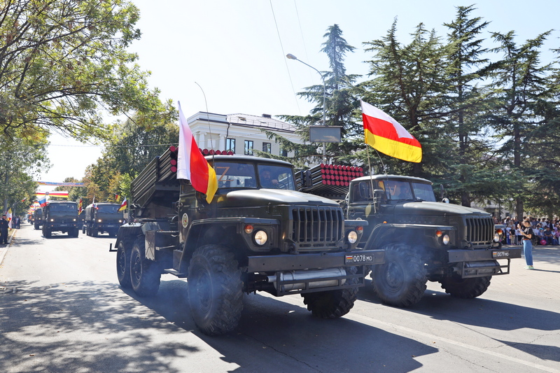 19. Военный парад в честь празднования 32-й годовщины Республики Южная Осетия
