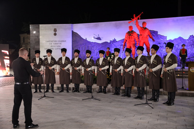 5R3A6694. Траурная церемония у мемориального комплекса «Защитникам Южной Осетии»