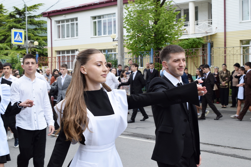 DSC_1104. Последний звонок в школах Южной Осетии