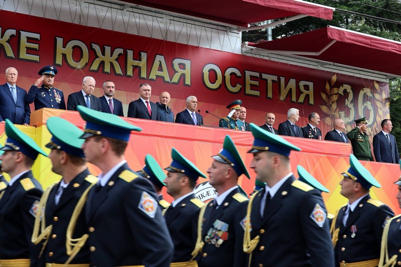 3. Военный парад в честь празднования 36-й годовщины Республики Южная Осетия